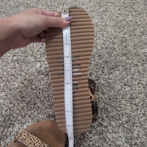 Madewell Maggie Cloudfoam Wedge Sandal in Spot Mix Calf - Picture 11 of 12